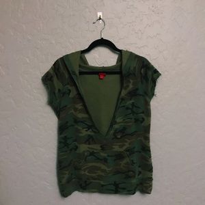 Mossimo || Camo Hoodie Shirt